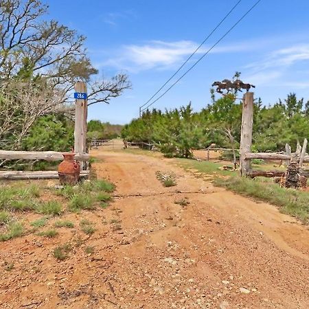 Three Horses Ranch Villa จอห์นสันซิตี้ ภายนอก รูปภาพ