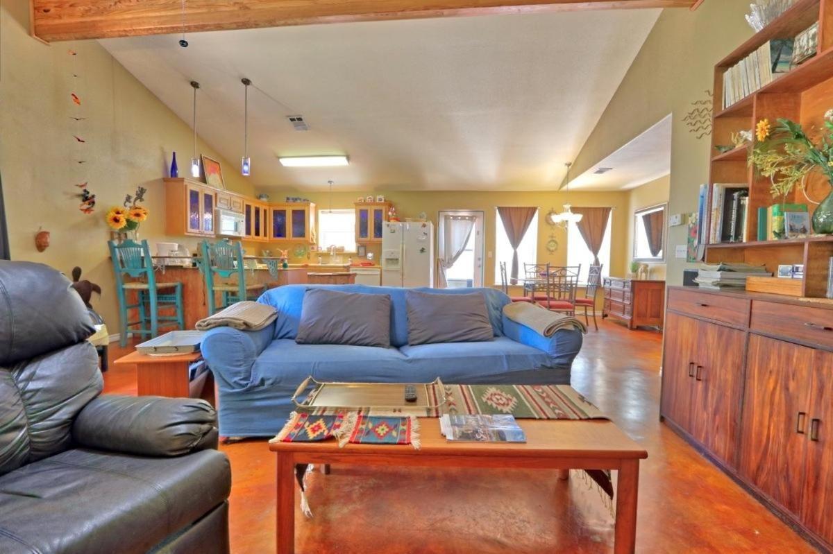Three Horses Ranch Villa จอห์นสันซิตี้ ภายนอก รูปภาพ